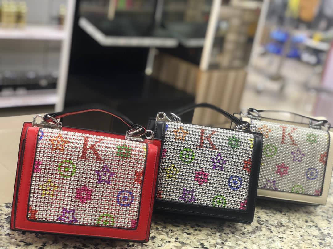 Classic portable bags belt