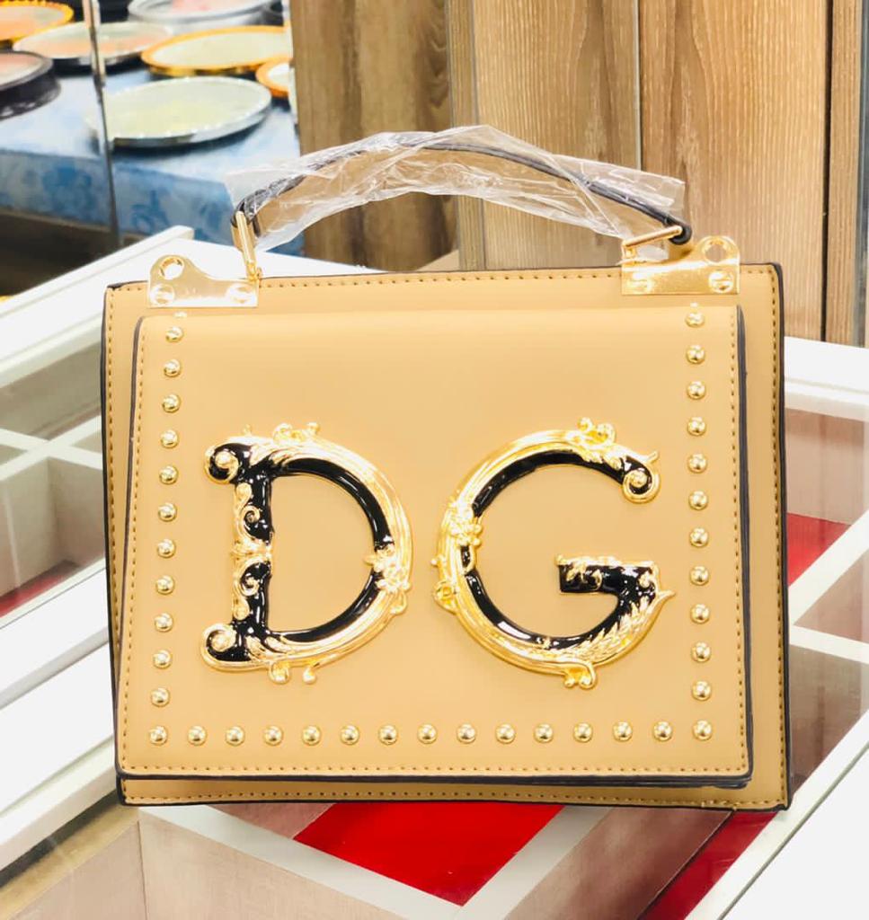 Classic portable bags belt