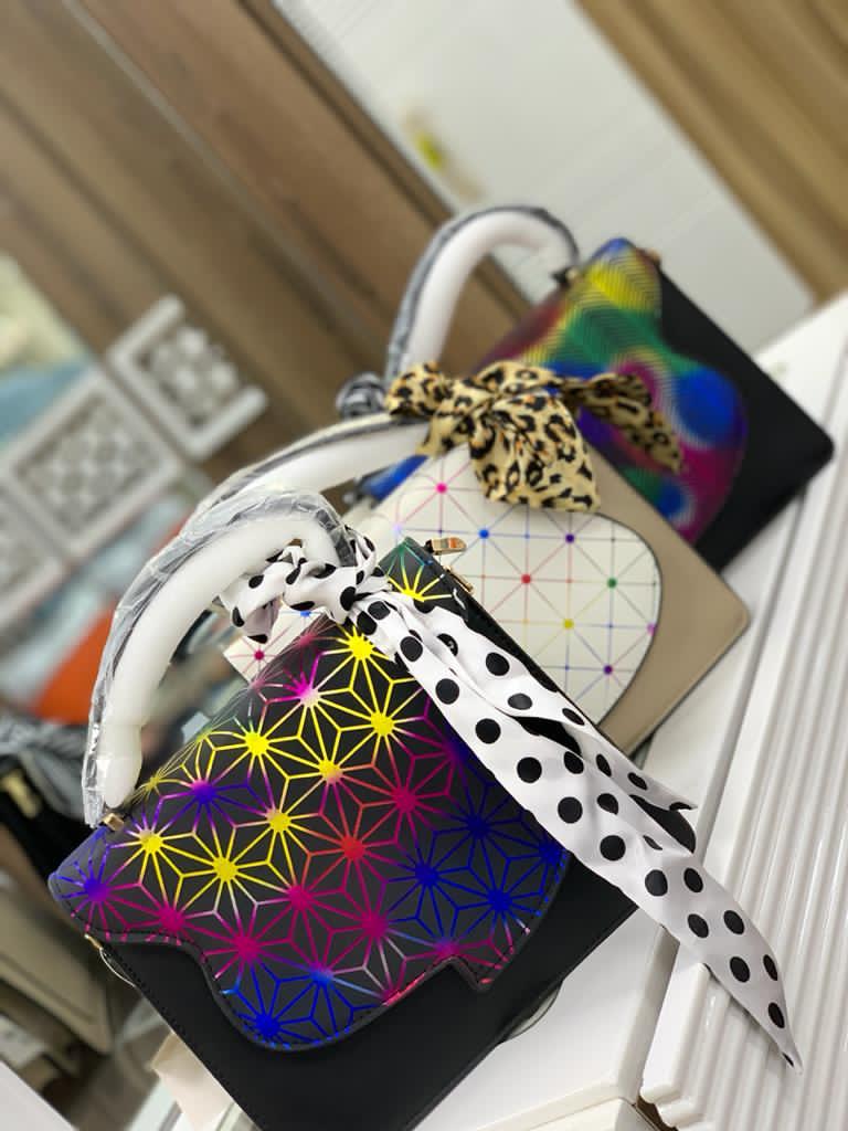 Classic portable bags belt