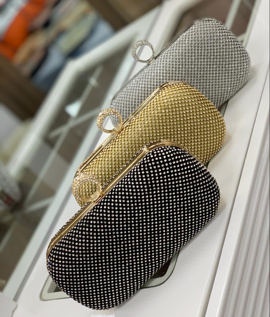 Suitable and Manageable Hand Purse